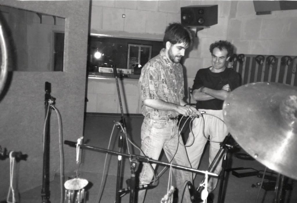 04-Gilles-Dalbis-au-Studio-La-Buissonne-Pernes-avec-Gerard-de-Haro-1992